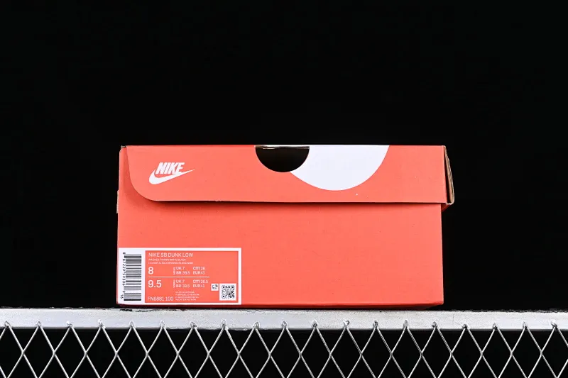 All categories Nk SB Dunk series Nk SB Dunk Low low-top sneakers Nk Dunk Low "Washed Denim" washed denim SB dunk series low-top casual sports skateboard shoes FN6881-100